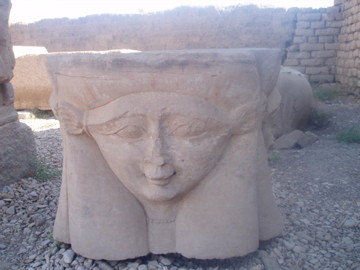 Hathor, déesse de la musique, photo Eve Lyne