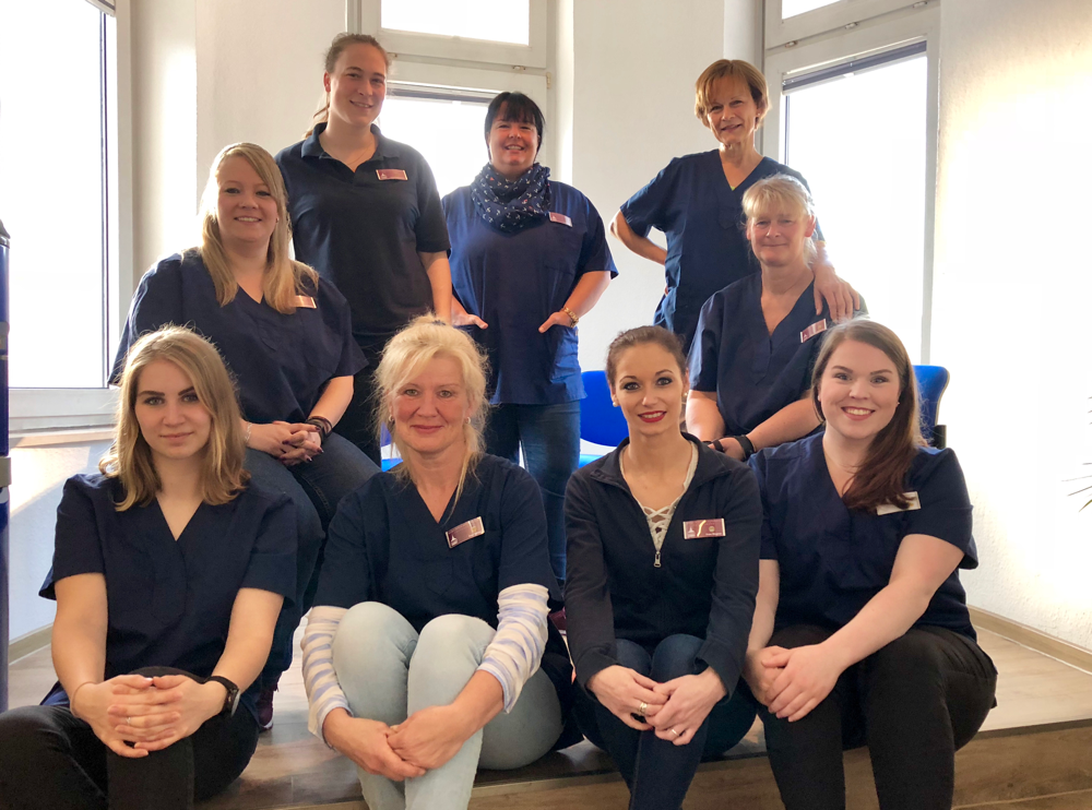 Unsere Arzthelferinnen - gemeinschaftspraxis-ravensberg