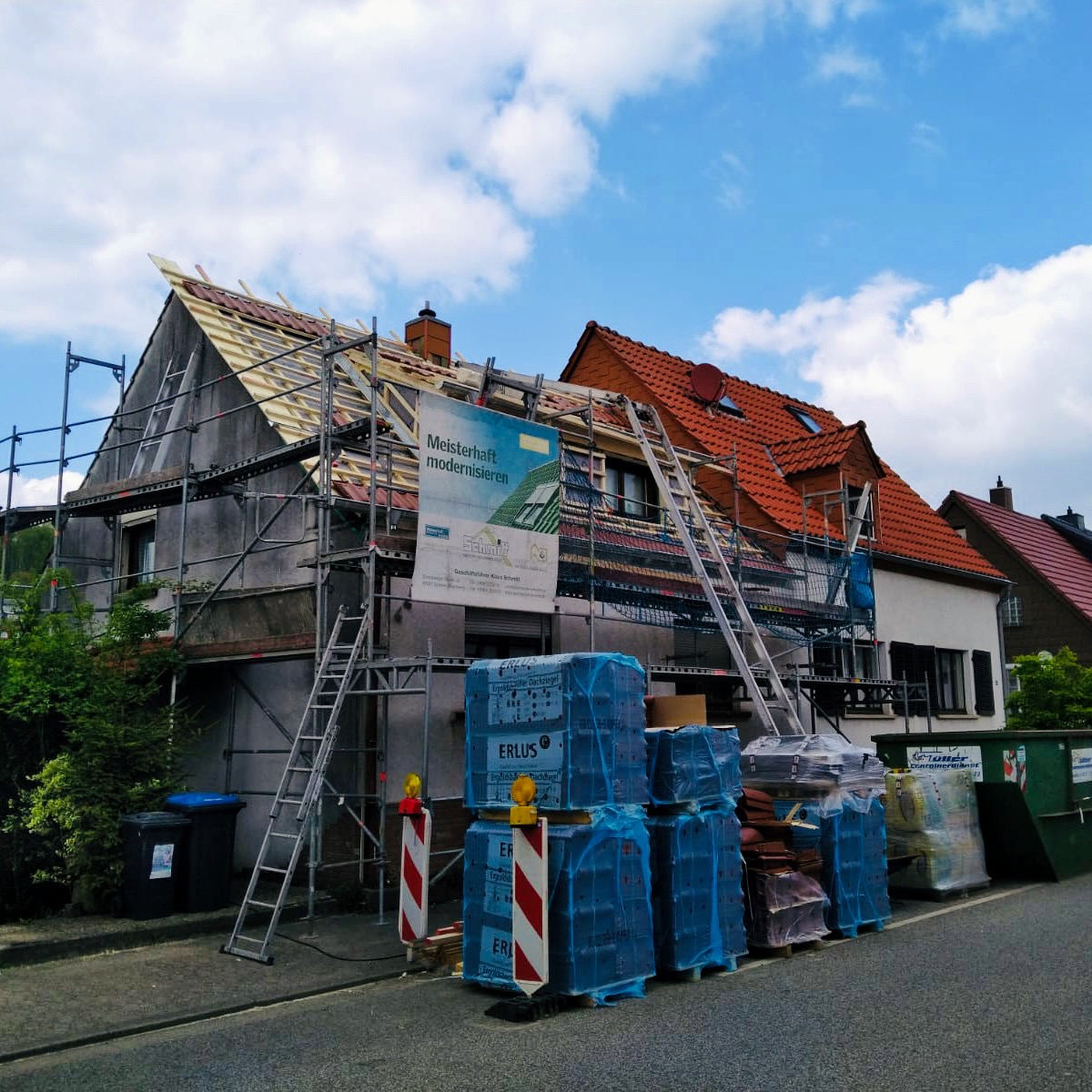Dacherneuerung Einfamilienhaus 