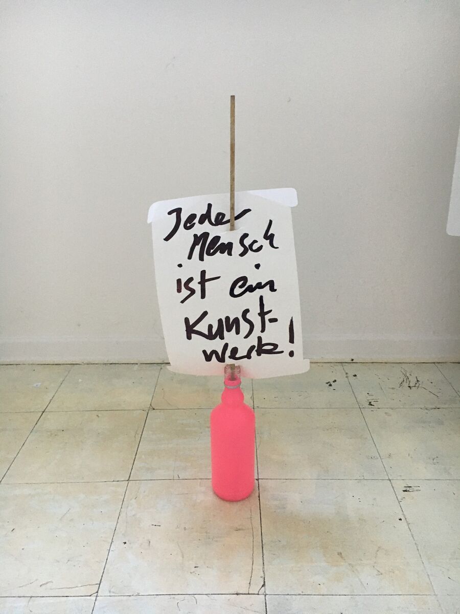 Installation von Bernward Kraft, Ausstellung Ruhr Gallery Mülheim
