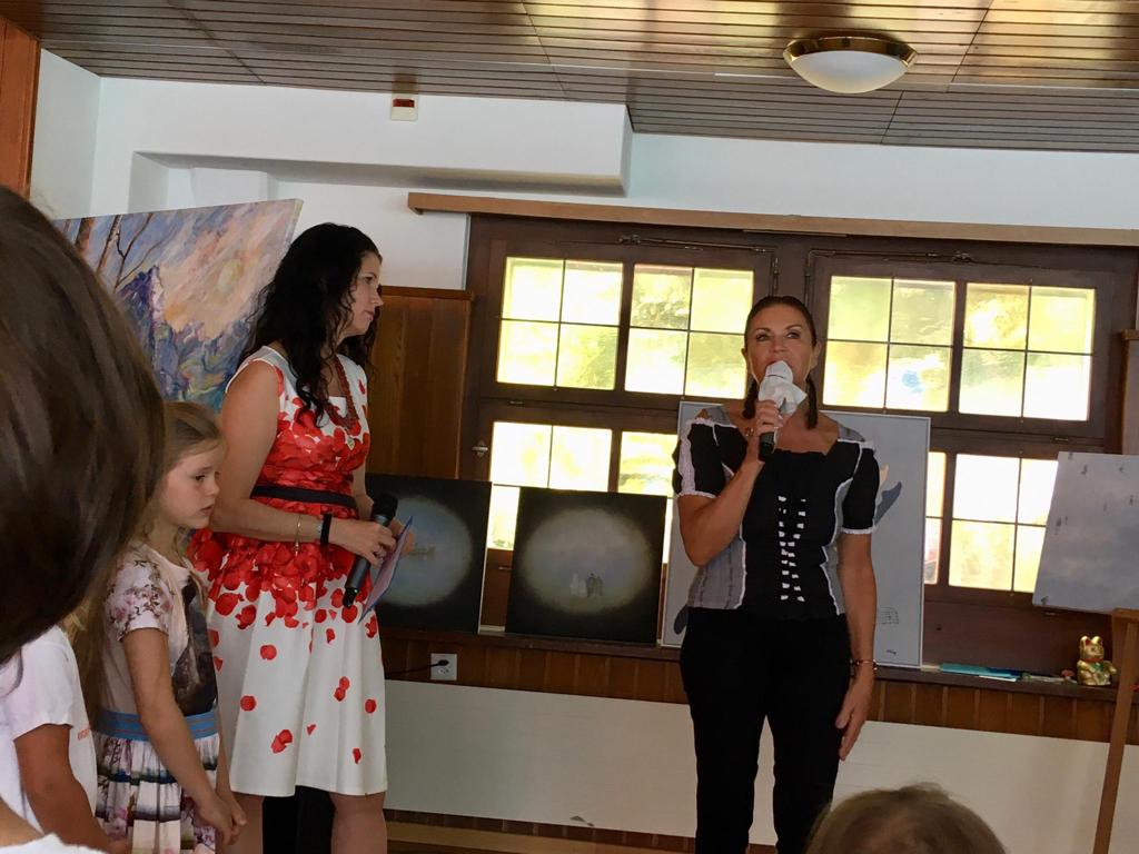 Gunvor mit Monika Kaelin