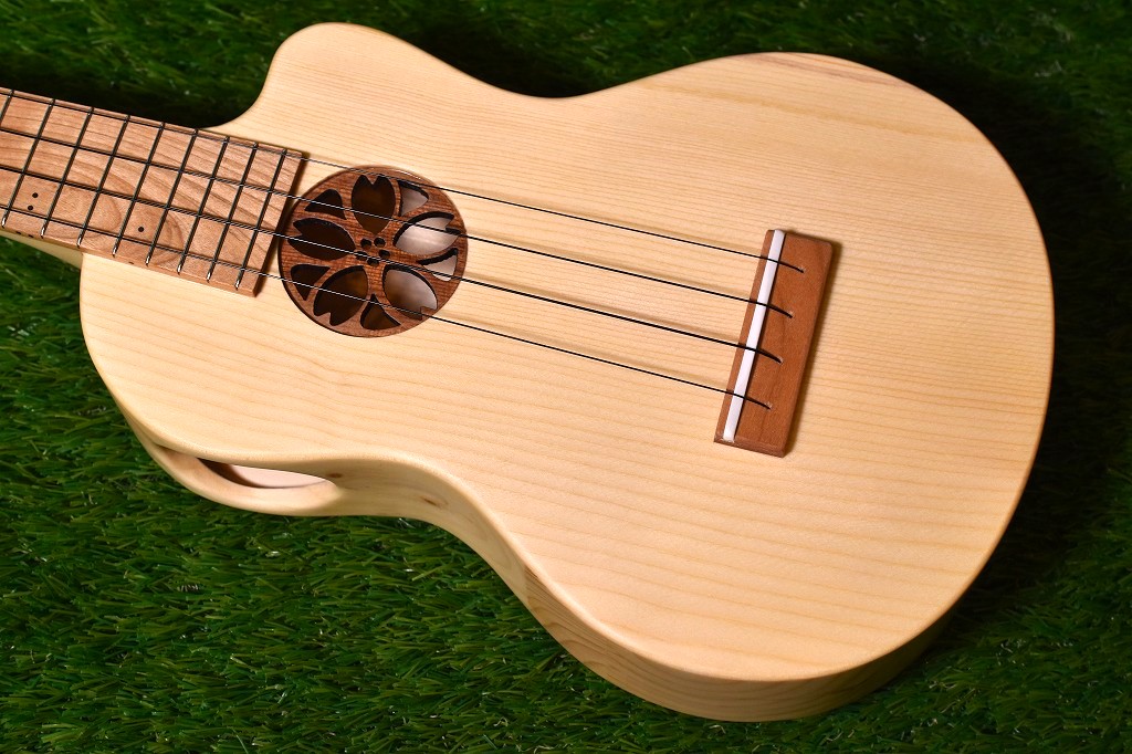 QUIAM（クワイアン）Ukulele - 1518856009 ページ！