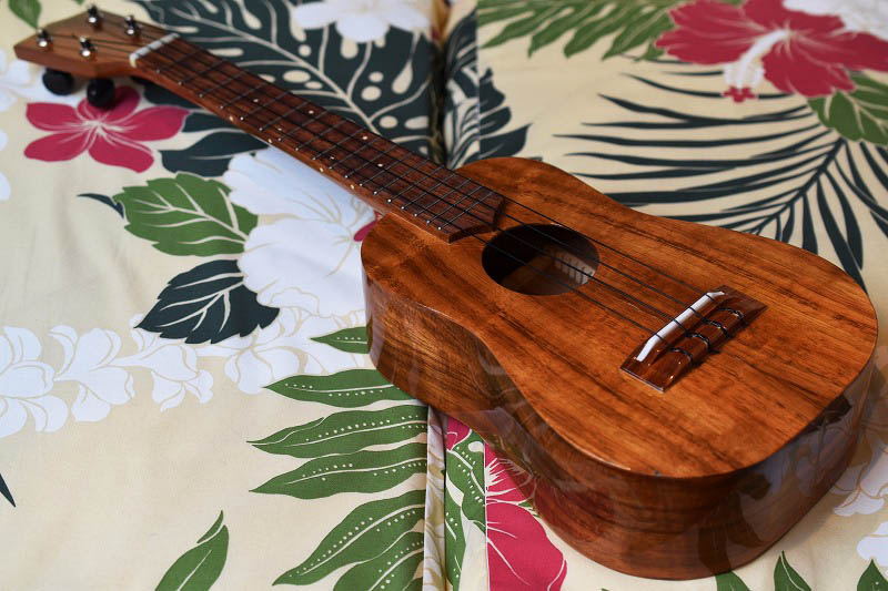 ウクレレ T&K CENIZA 90年代】コンサート ウクレレ KOA