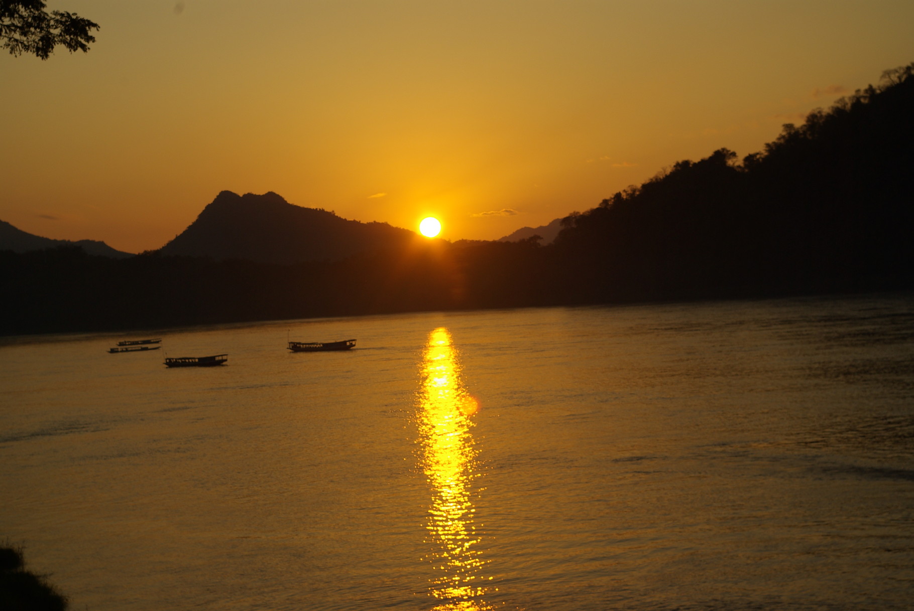 Sonnenuntergang am Mekong - traumhaft schön!