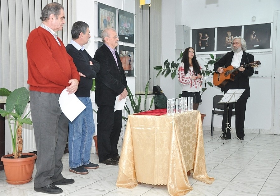 Vernisajul ediţiei a XI-a a Salonului Internaţional Premfoto în Galeria Euro Foto Art - 20 decembrie 2013