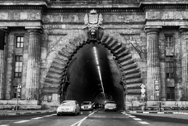 Rusu Adela Lia AFIAP (RO) - Budapest alagút