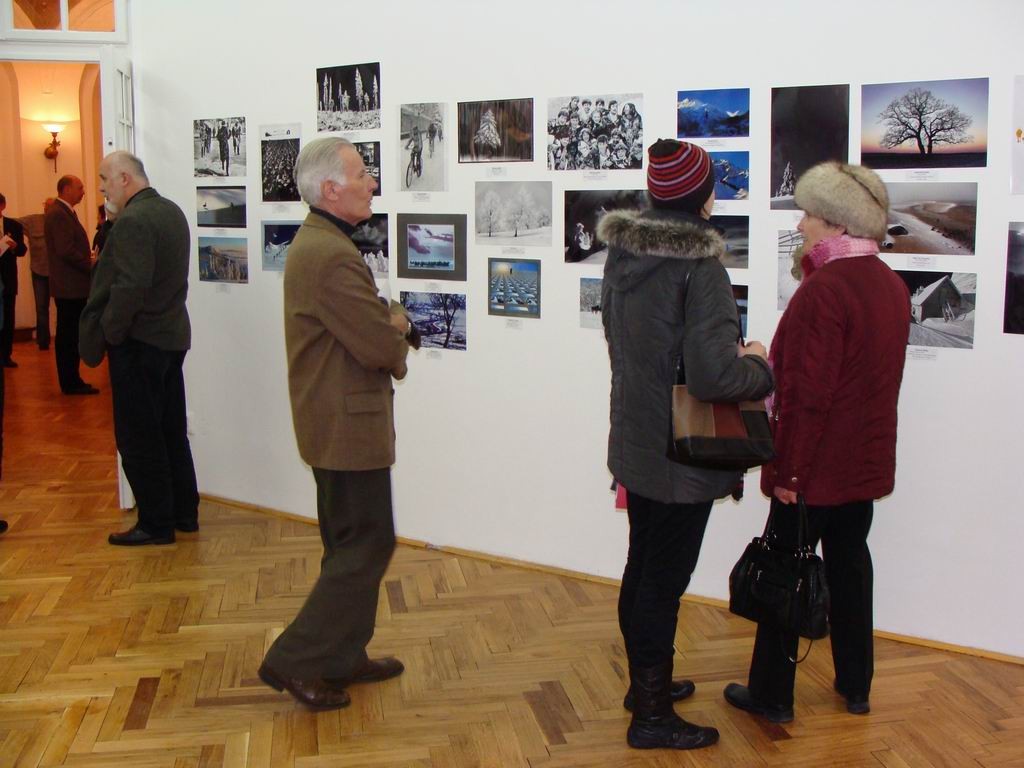 Vernisaj la Centrul Cultural al Ungariei Bucureşti 22.10.2011 - Opening the Hungarian Cultural Centre Bucharest 22.01.2011 - Megnyitó a Bukaresti Magyar Kultúrális Intézetben 2011.01.22.