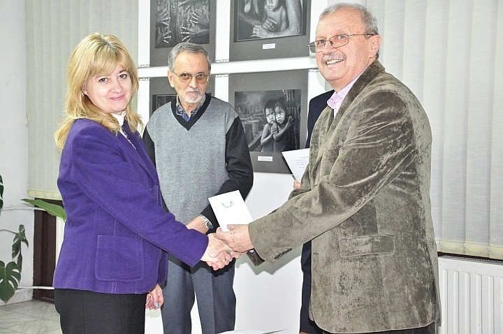 Artistă fotograf Valentina Stan, premiată din Oradea