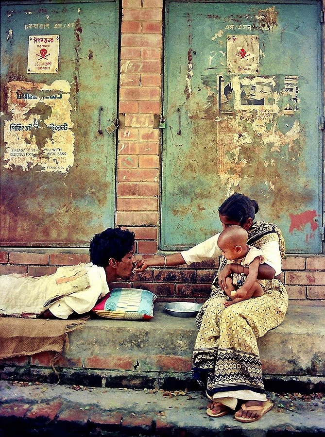 Placheta-Rashid Un Abi AFIAP (Bangladesh)/ Ajutorare