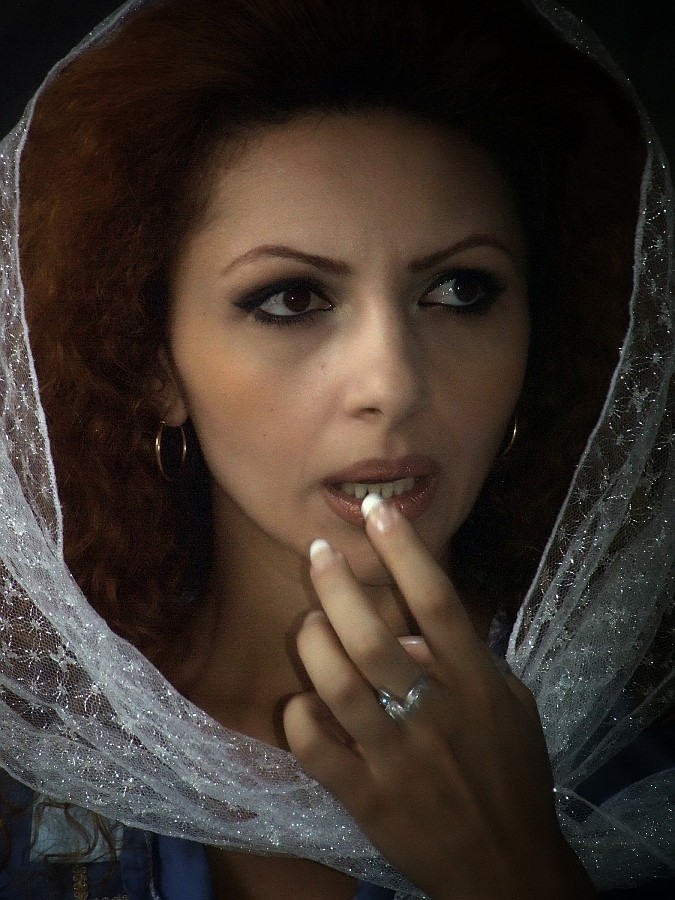 Alíz Bradács (Margitta-Maghita) - Frumuseţe armenească_Örmény szépség