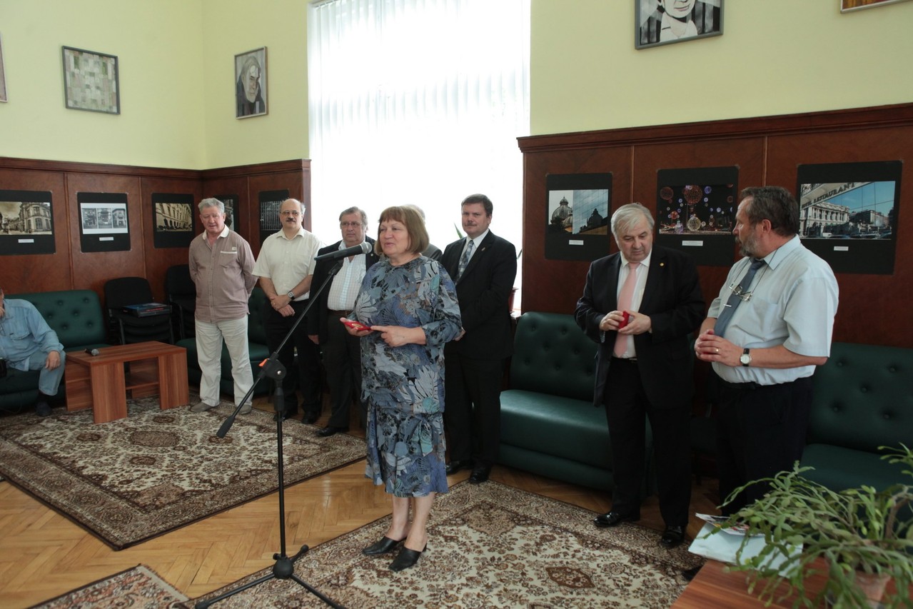 Vernisajul Sal. Intern. Capitale ale Uniunii Europene - la Biblioteca Naţională a R.Moldova din Chişinău în cadrul Festivalului Fotografiei Europene - 30 mai 2013