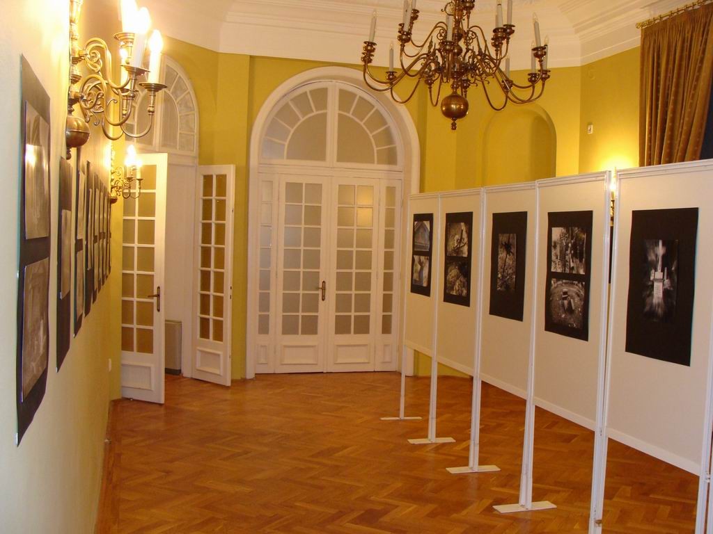 Vernisaj la Centrul Cultural al Ungariei Bucureşti 22.10.2011 - Opening the Hungarian Cultural Centre Bucharest 22.01.2011 - Megnyitó a Bukaresti Magyar Kultúrális Intézetben 2011.01.22.