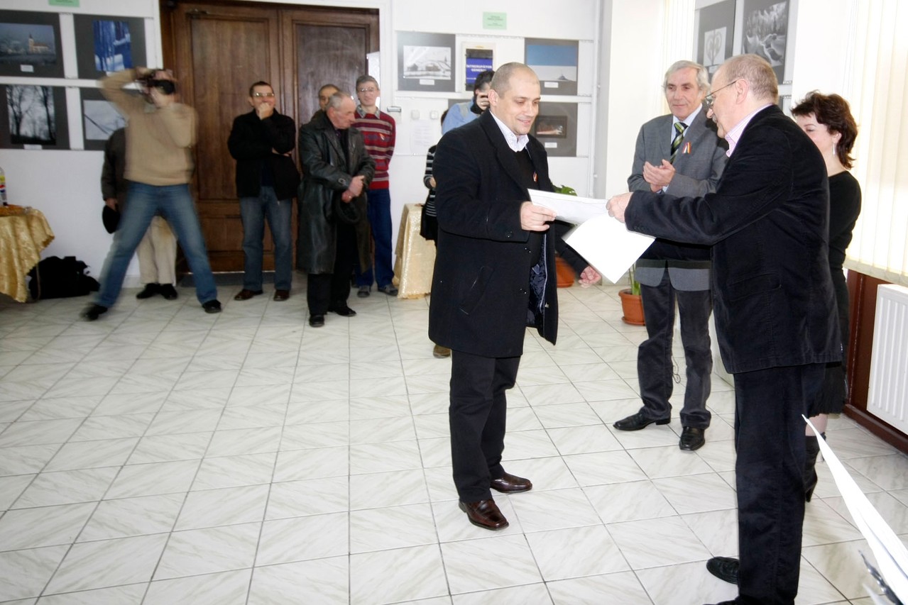 Vernisaj Galeria "Euro Foto Art" Oradea 15.01.2010 - Openning in Galeria Euro Foto Art Oradea 15.01.2011  - Megnyitó a Nagyváradi Euro Foto Art Galériában 2011. 01.15