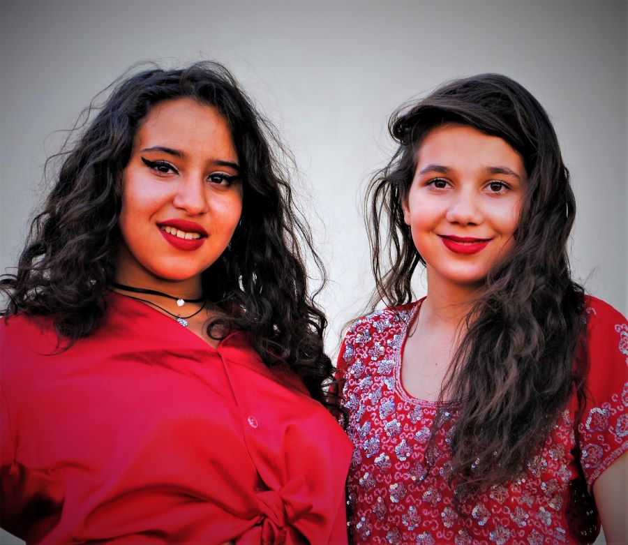 Kovács Anita (RO) - Sisters