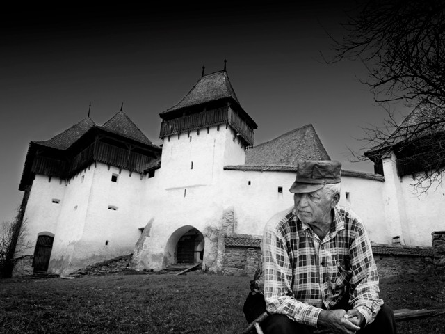 Lender Zsolt  (RO) - Valami elmúlt
