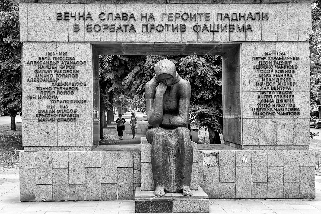 Fudulu Cătălin-Petruţ AFIAP (RO) -Elveszett godolatok