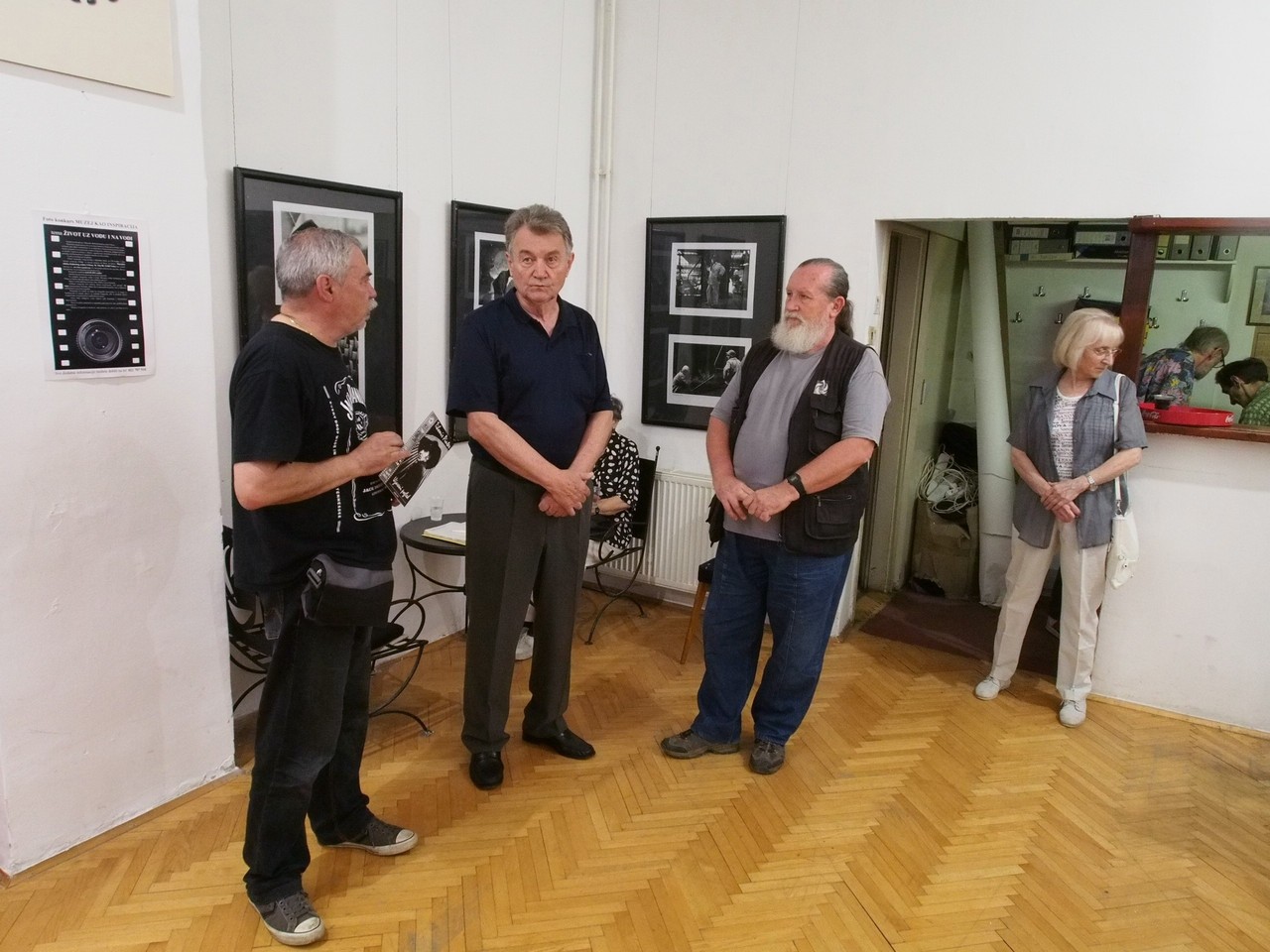 Rakjo R. Karsic belgrádi fotóművész egyéni kiállítása az újvidéki (Szerbia) FKVSV Galériában az Europai Fotográfiai Fesztivál keretén belül 