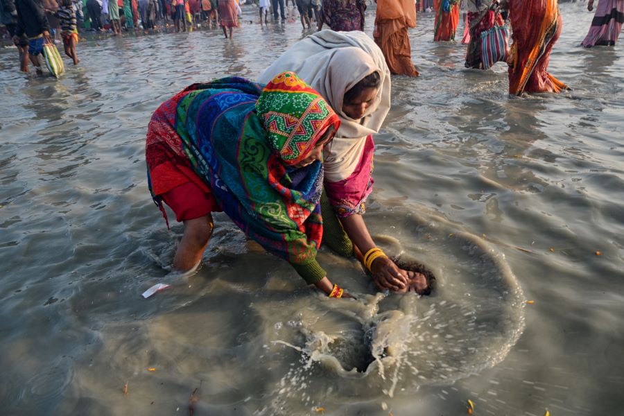 Smita Mondal (India) - My Bath
