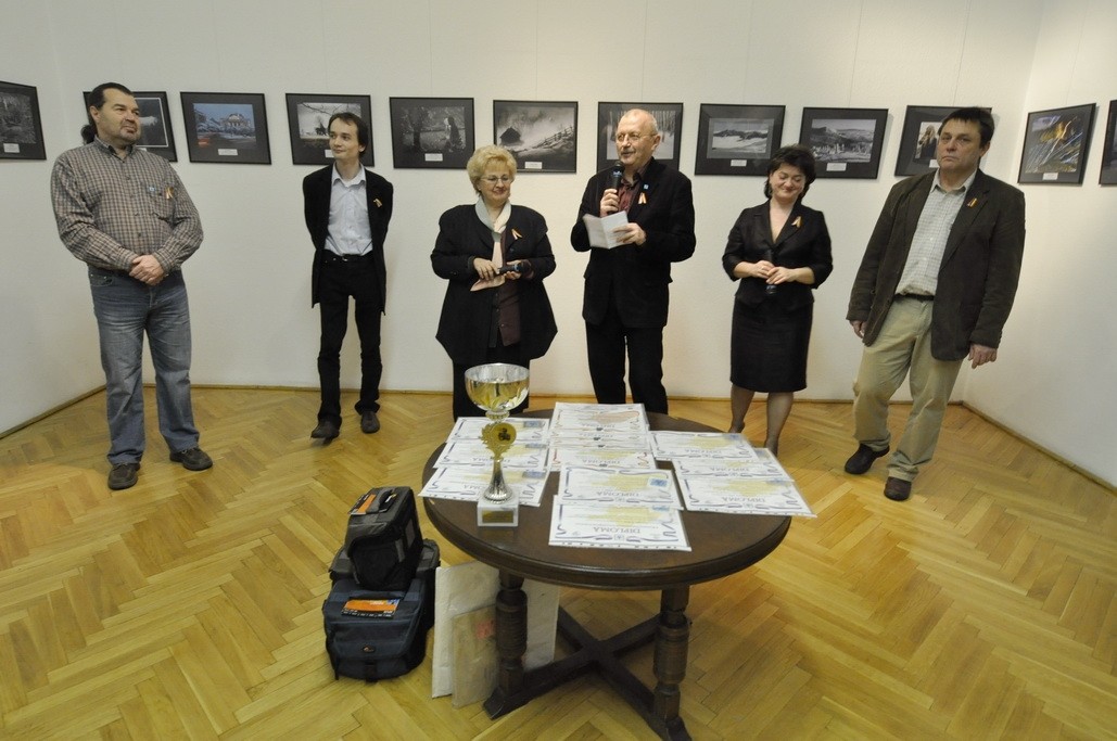 Vernisaj ICR Budapesta 19.01.2011 - Openning in Romanian Cultural Institute Budapest 19.01.2011 - Megnyitó a Budapesti Román Kultúrális Intézetben 2011.01.19