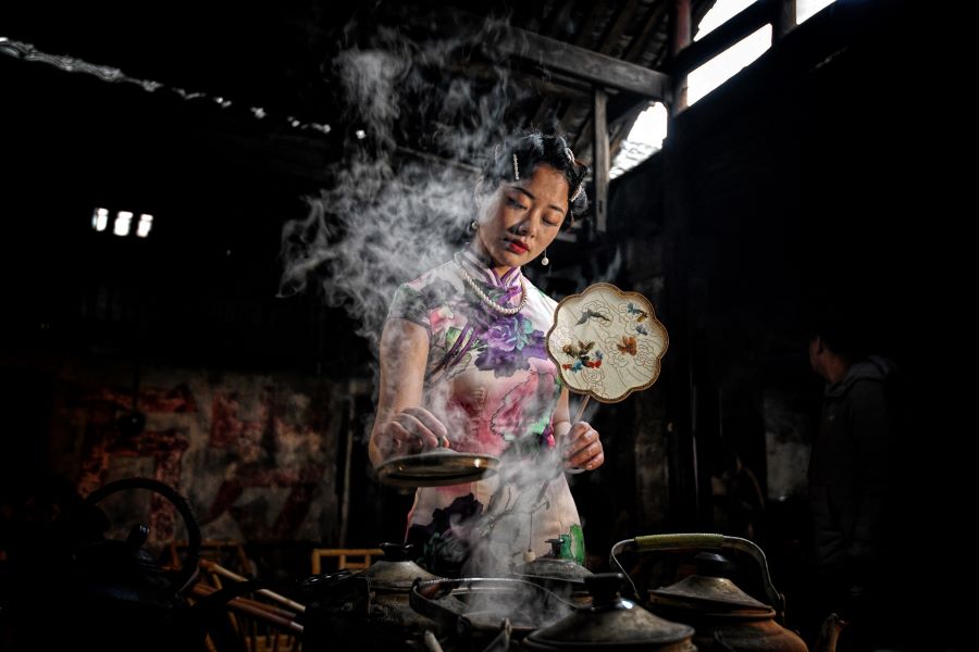 Grace Tan Lee Eng (Singapore) - Old teahouse Beauty 9