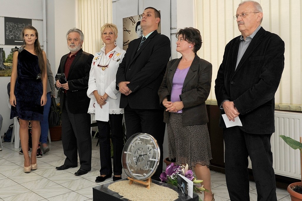 Adela Lia Rusu AFIAP nagyváradi fotóművész egyéni kiállításának megnyitója a Nagyváradi Euro Foto Art Galériában, 2013 szeptember 13-án