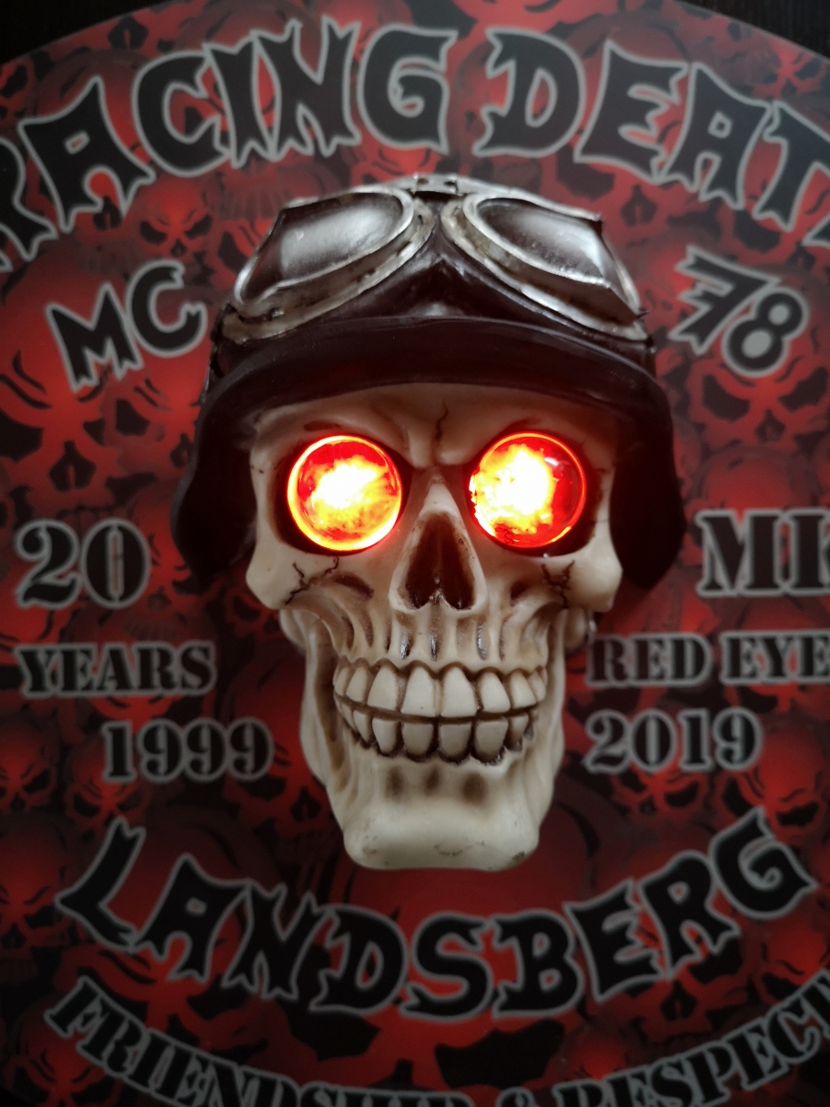 RED EYES MK 20 YEARS