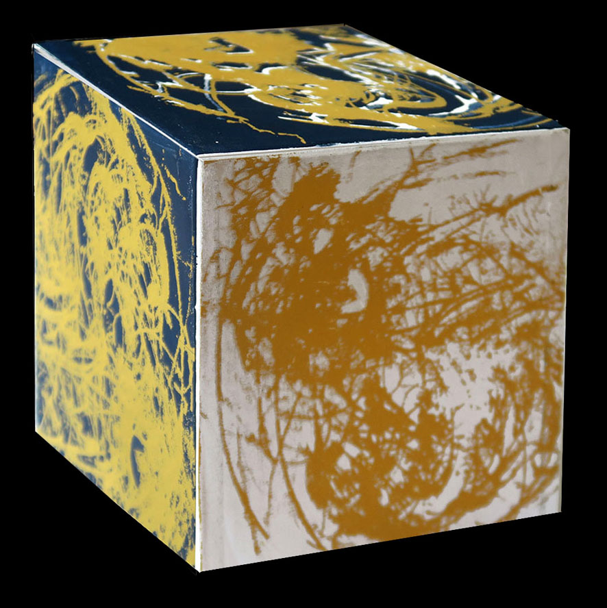 Kubus 2, 20 x 20 x 20 cm, auf MDF