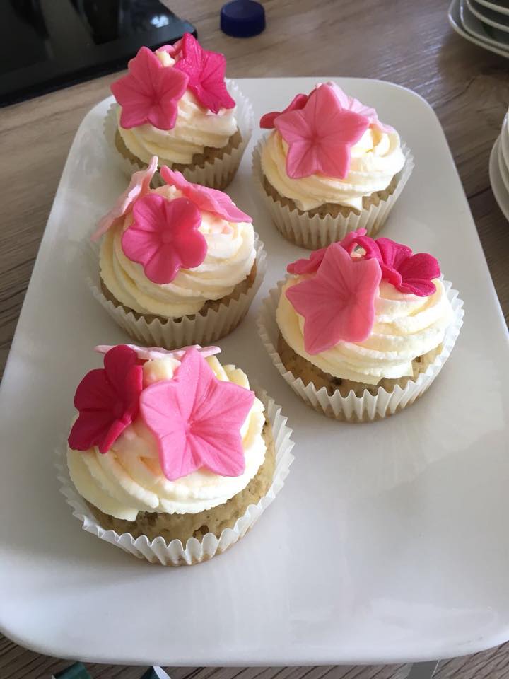 Dinkel-Bananan Cup Cakes mit Frischkäsefrosting