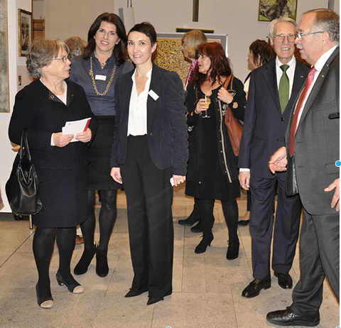 Stadträtin Dr. Doris Jentsch, Ursula Paul, Patricia Vogler, Präsident des hess. Staatsgerichtshof Dr. Günter Paul und Landtagspräsident Norbert Kartmann