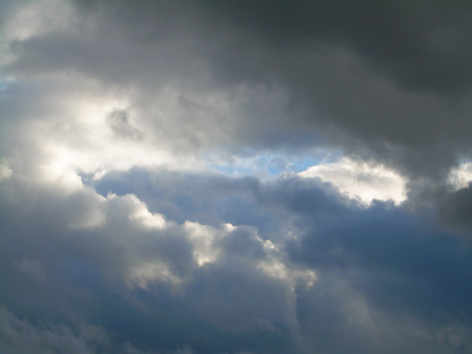 Cloudy sky over Guelma, 2009