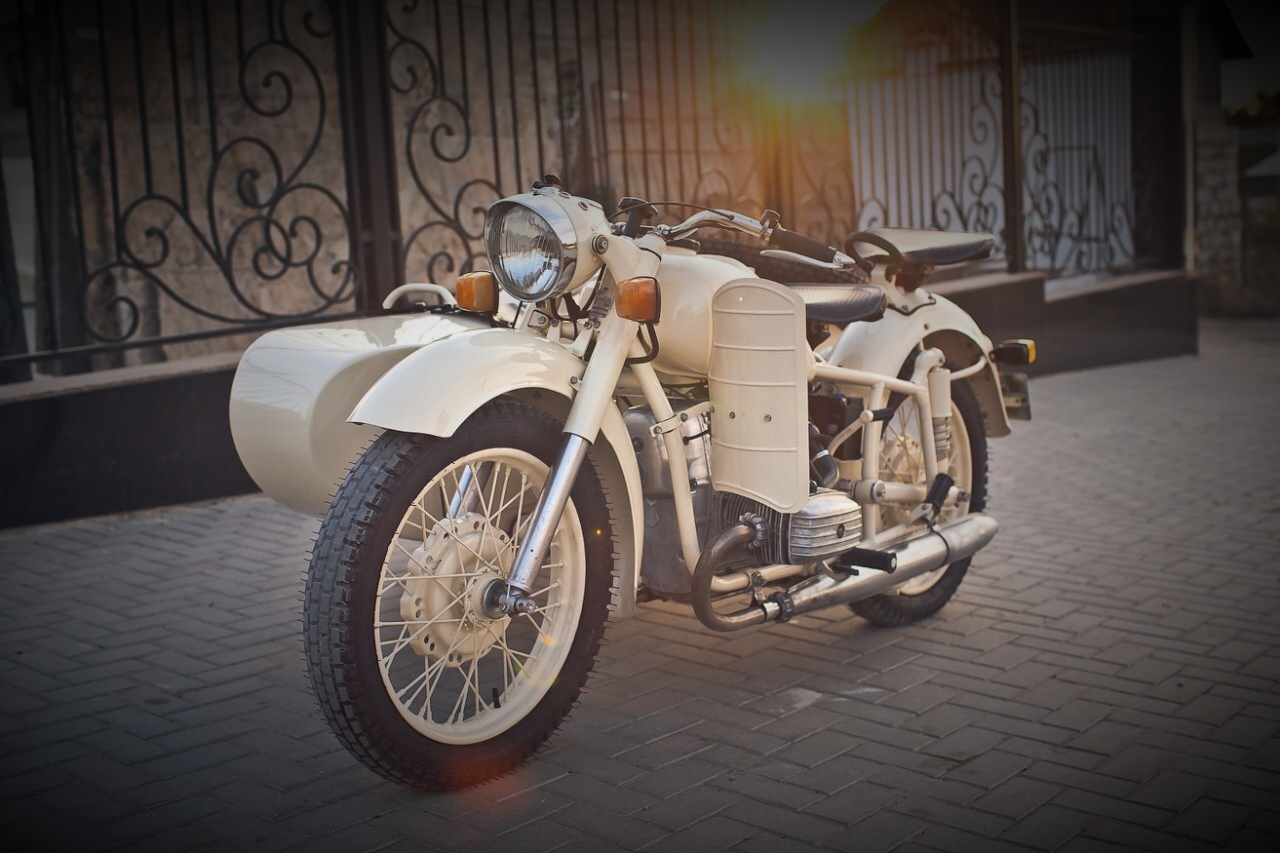 Desert - (Dnepr MT-11 - 1990) - from 6.500,00 euro