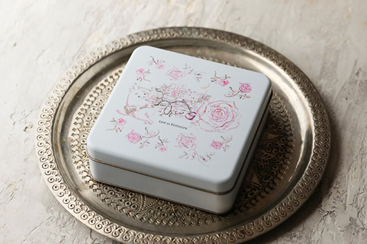 2024クッキ―缶画像lifeispattisier