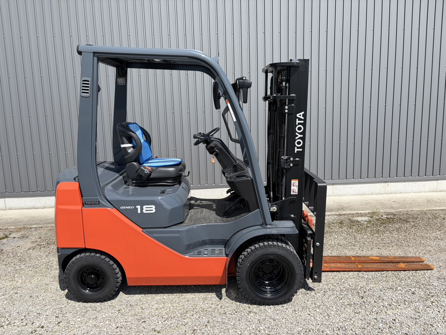 トヨタフォークリフト1.8ｔ中古整備済み