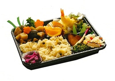 ホテル割烹いづみのお弁当　楓