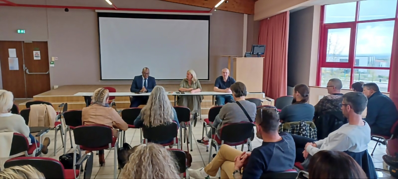 07/04/2023: À Margny-lès-Compiègne, centre ÉPIDE. Présentation du programme pédagogique de "FR - Tous uniques, tous unis" aux agents du centre.