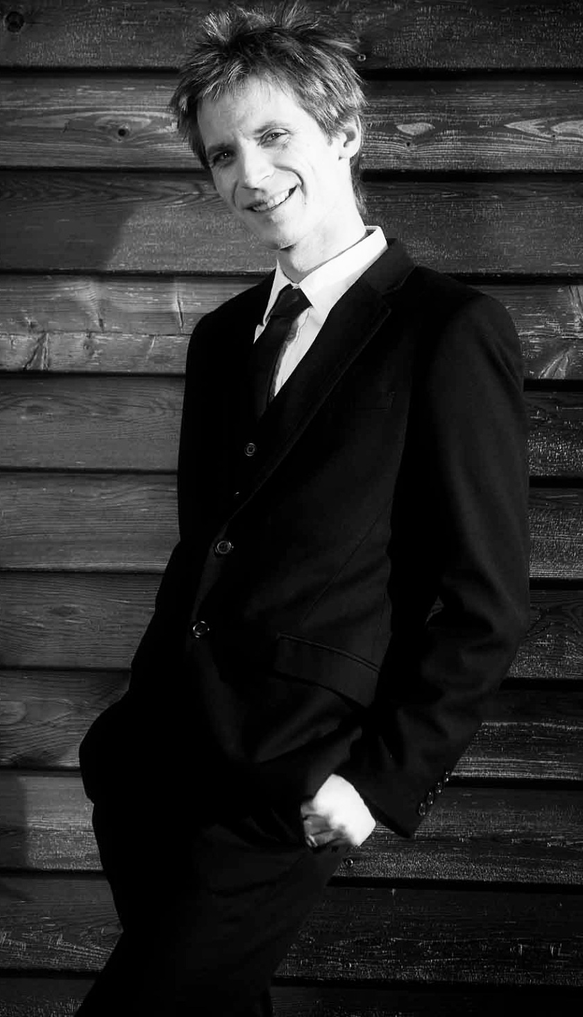 Joachim Claucig, Klavier& Arrangement&Gesang