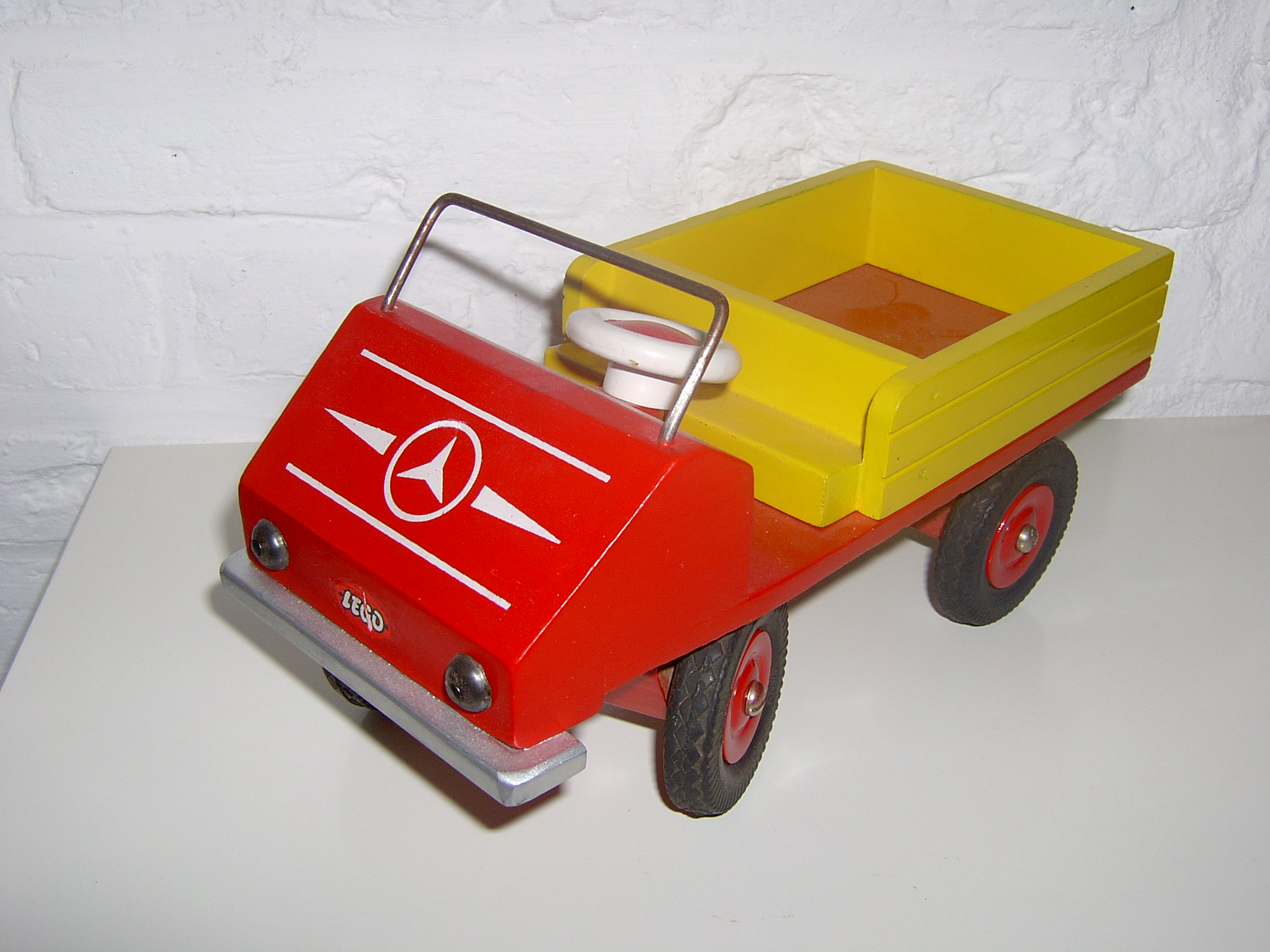 LEGO wood toy's Vintage LEGO Toys