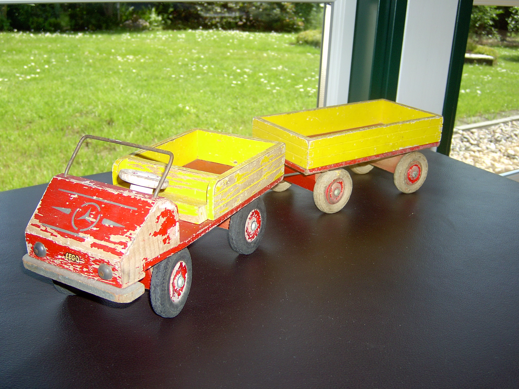 LEGO wood toy's Vintage LEGO Toys