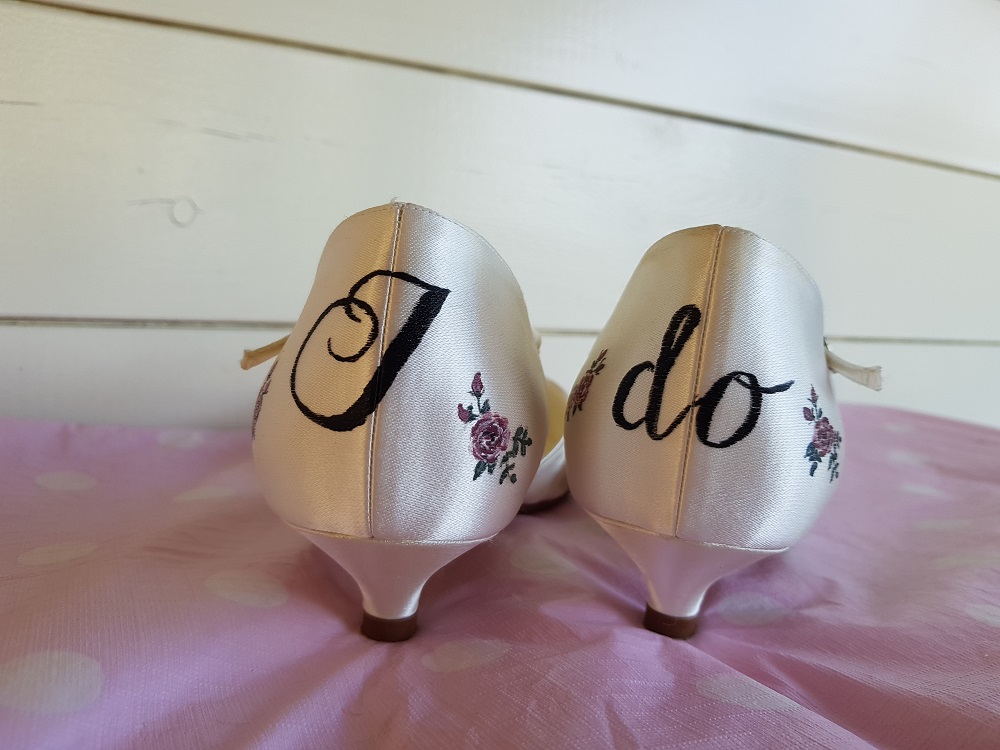 SCHOENEN AIM your WEDDING