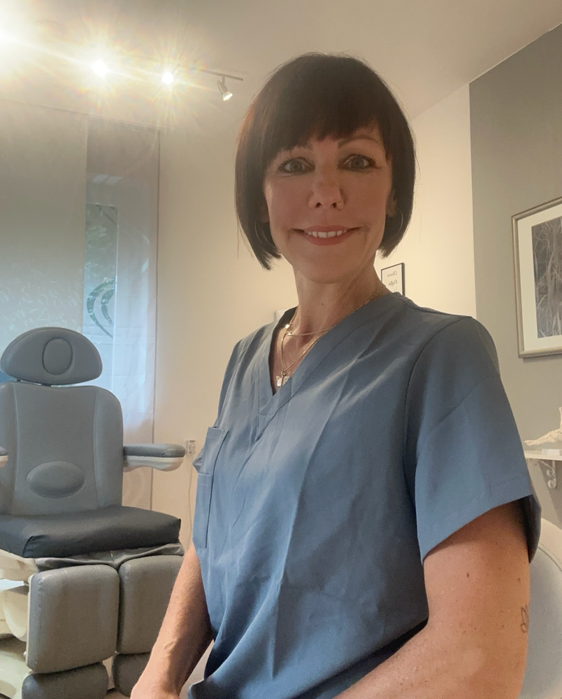 Denise Holtz, Podologin 