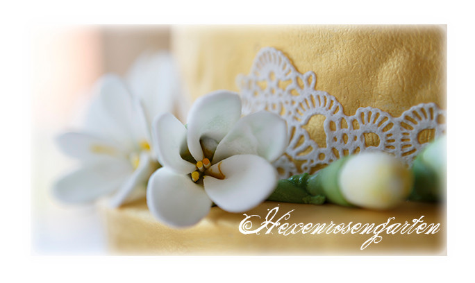 Rosen Zucker Fondant Goldene Hochzeit Torte Blüte Hexenrosengarten Freesien Spitze Magic Decor gold weiß