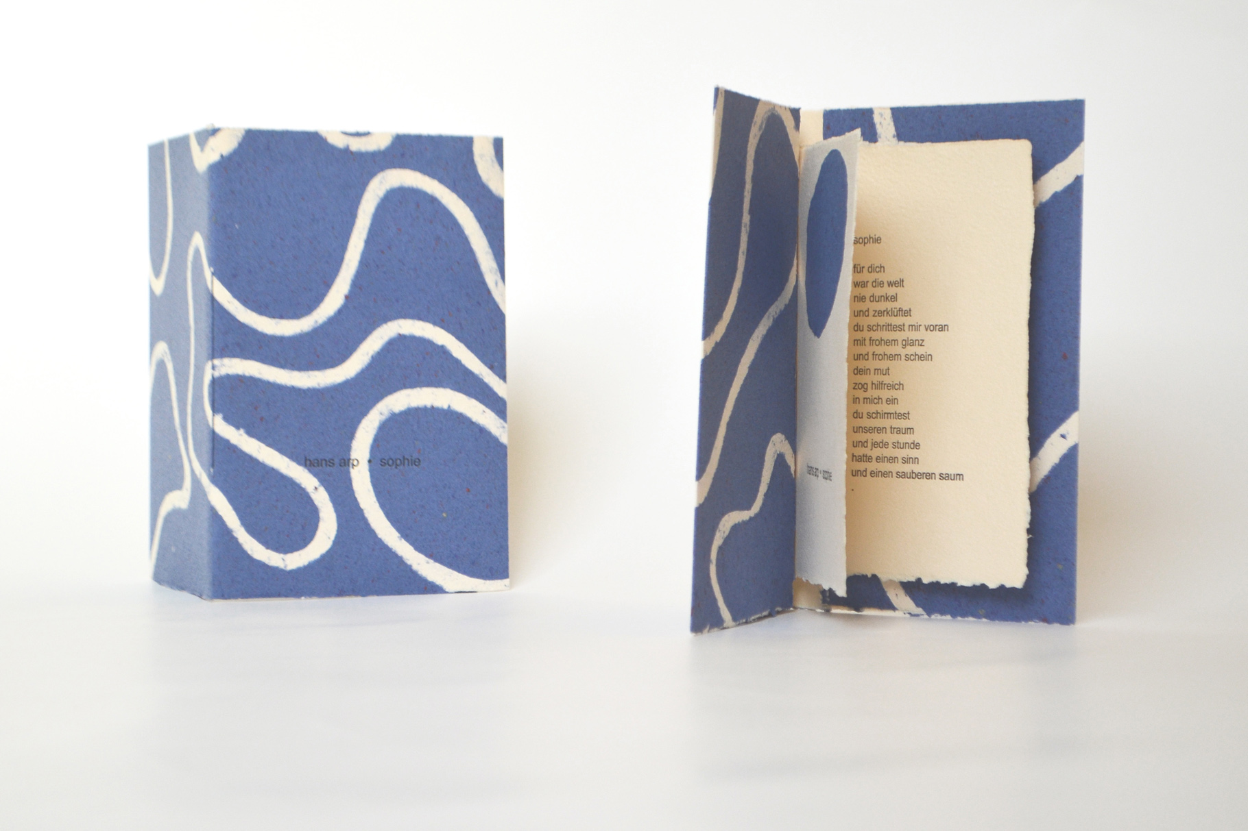 "Sophie" (2014) - Ein Heft, gestaltet von John Gerard mit einem Gedicht von Hans Arp