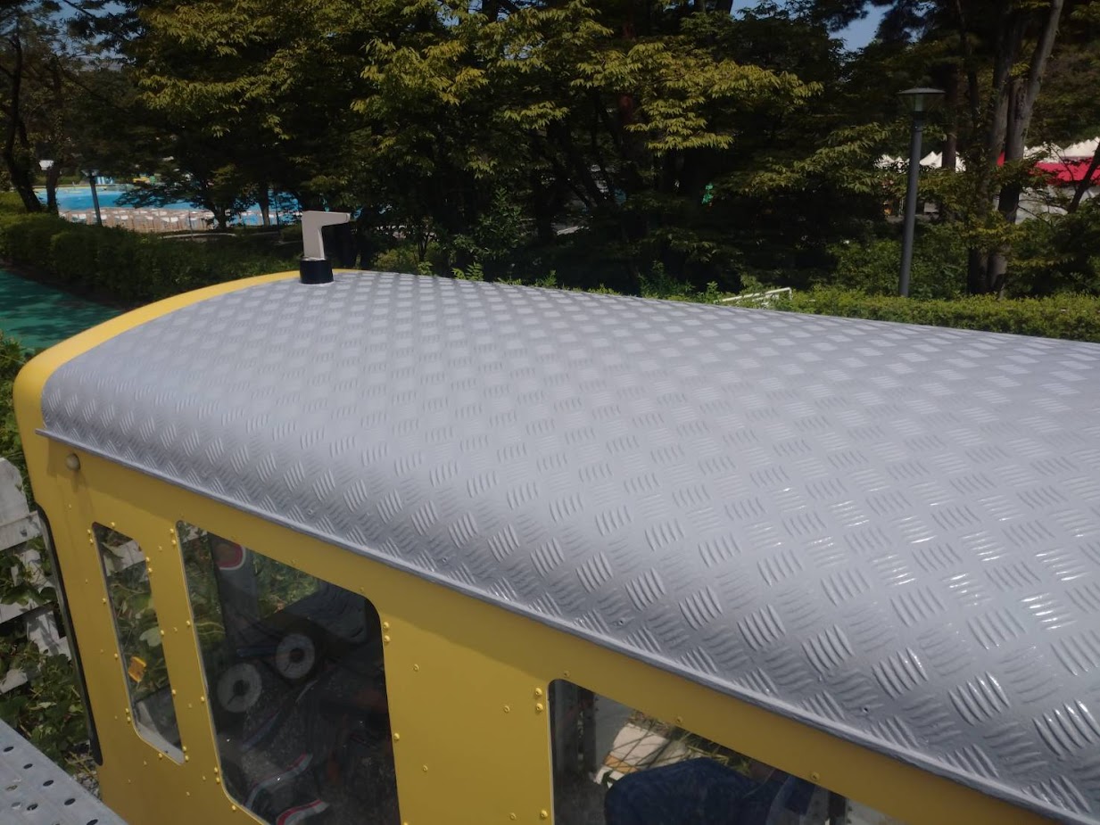 屋根に熱交換塗料塗布