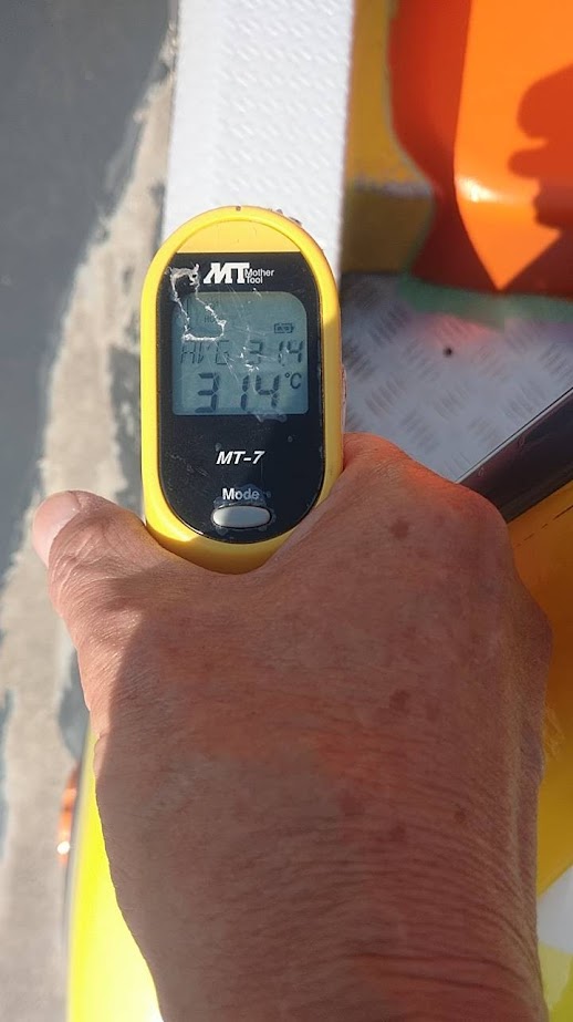 熱交換塗料　塗布後温度　31.4℃（12.7℃低減）