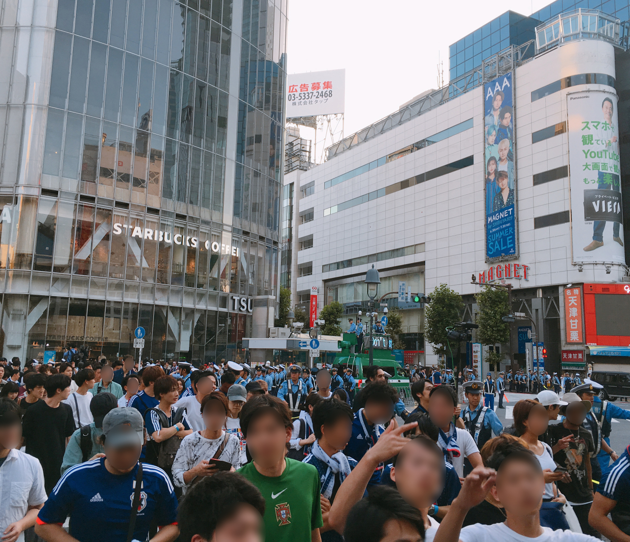 6月3日早朝の渋谷スクランブル交差点　騒ぐこともなく職場や家路に散っていった。