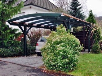 Carport aus Leimholz