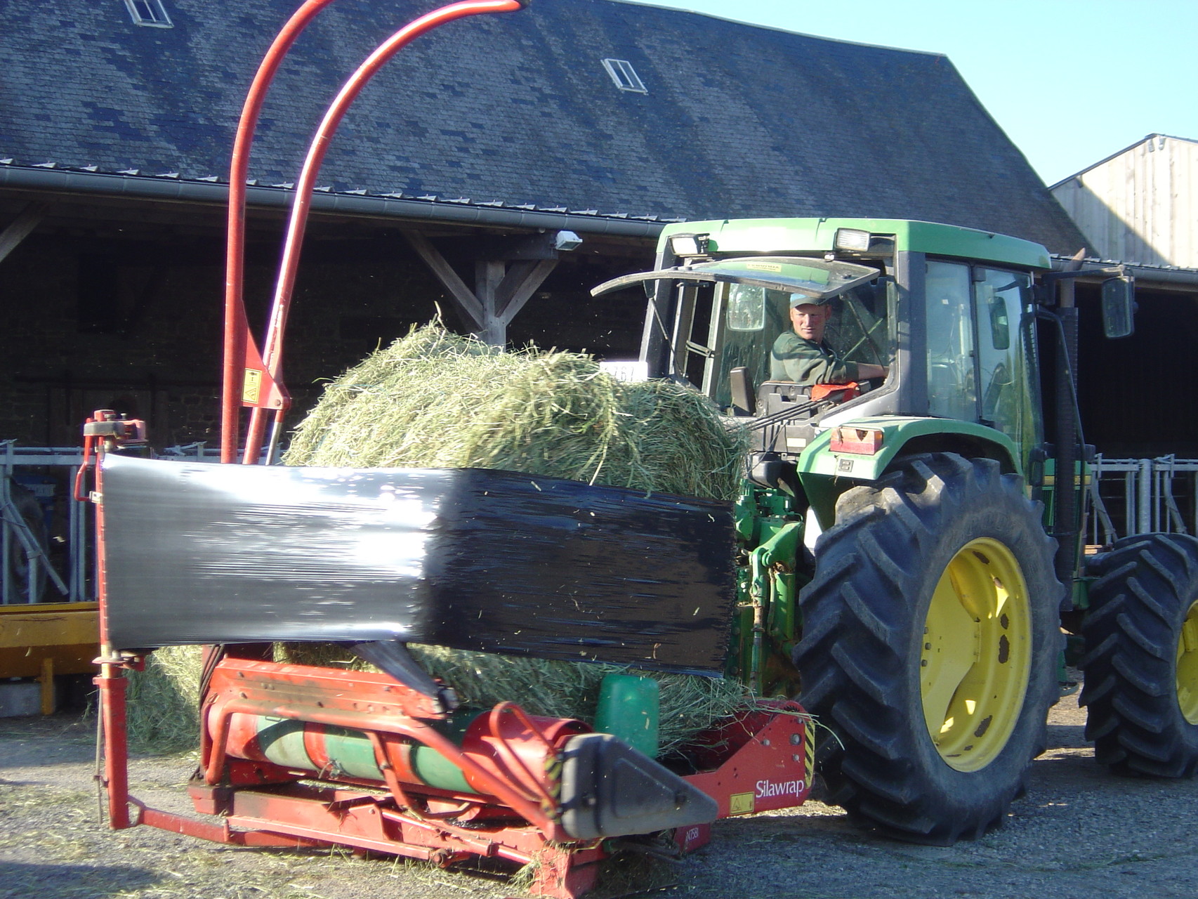 La mise sous plastique ou enrubannage