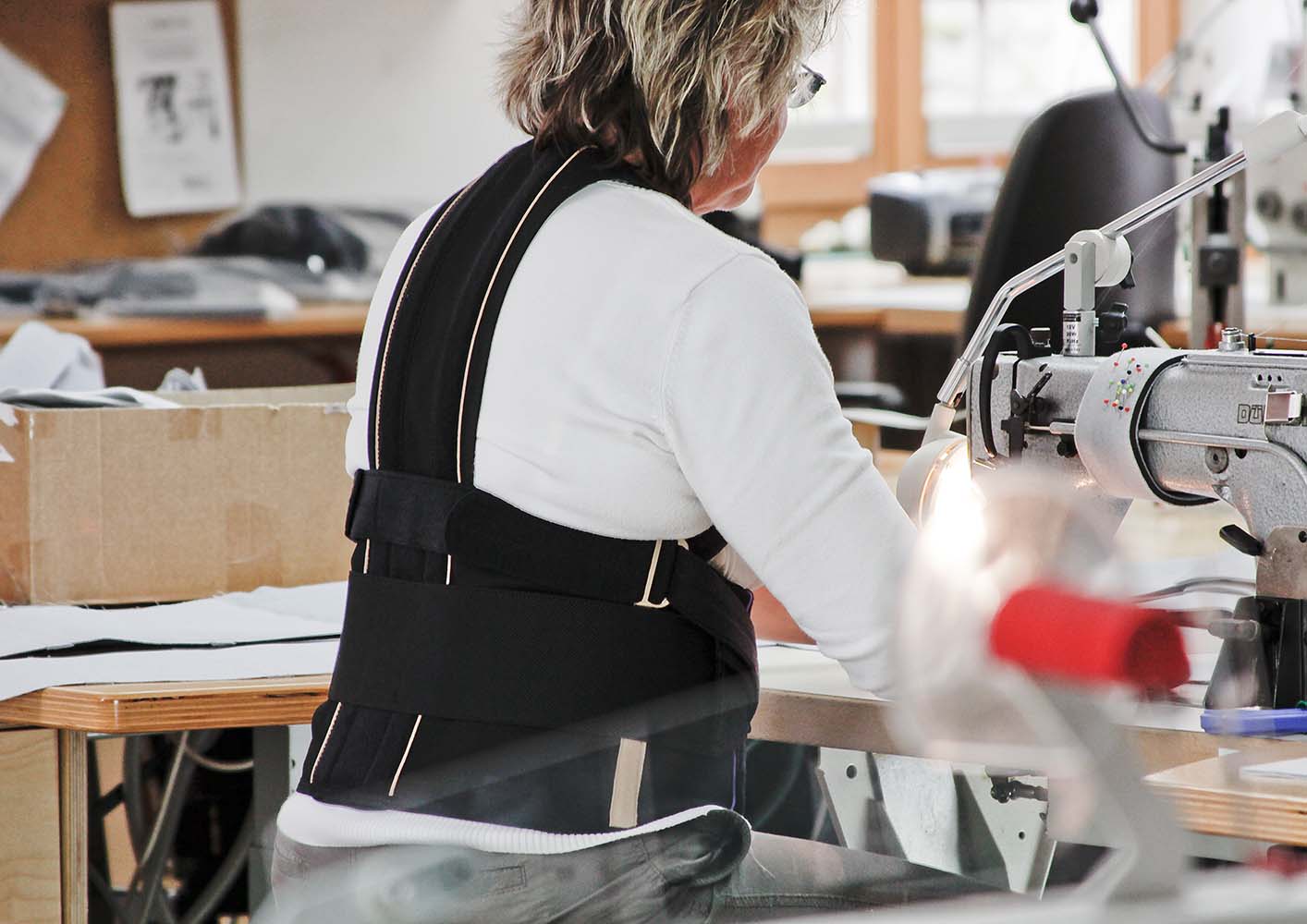 Rückenset dreiteilig, Rückenbandage mit Zusatzgurt und Schultergurt