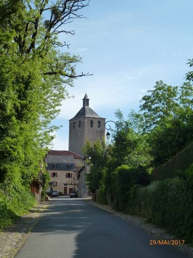 Clocher de l'église (ancienne tour du château)