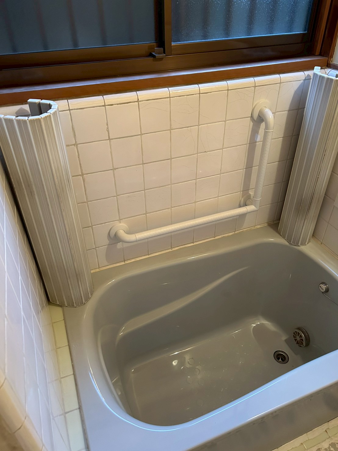 手すり取付けL型